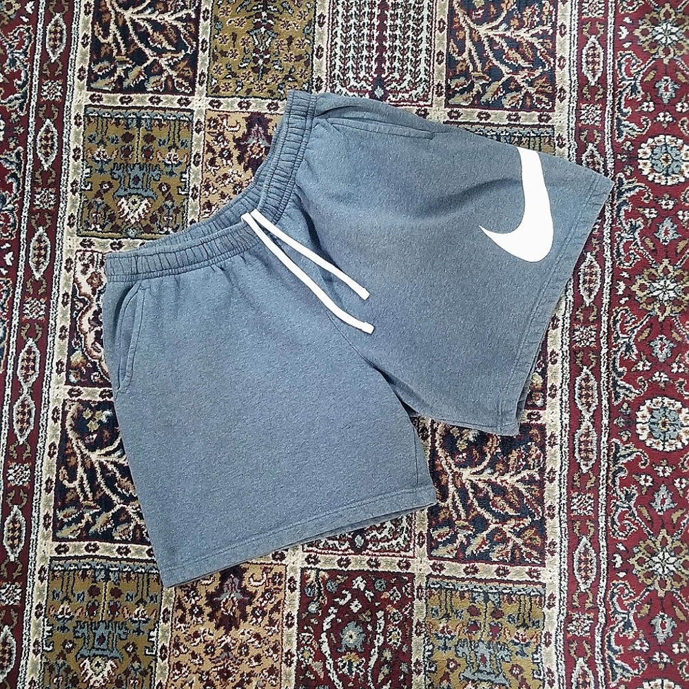 Nike Shorts Big Swoosh Fleece Gray White swoosh